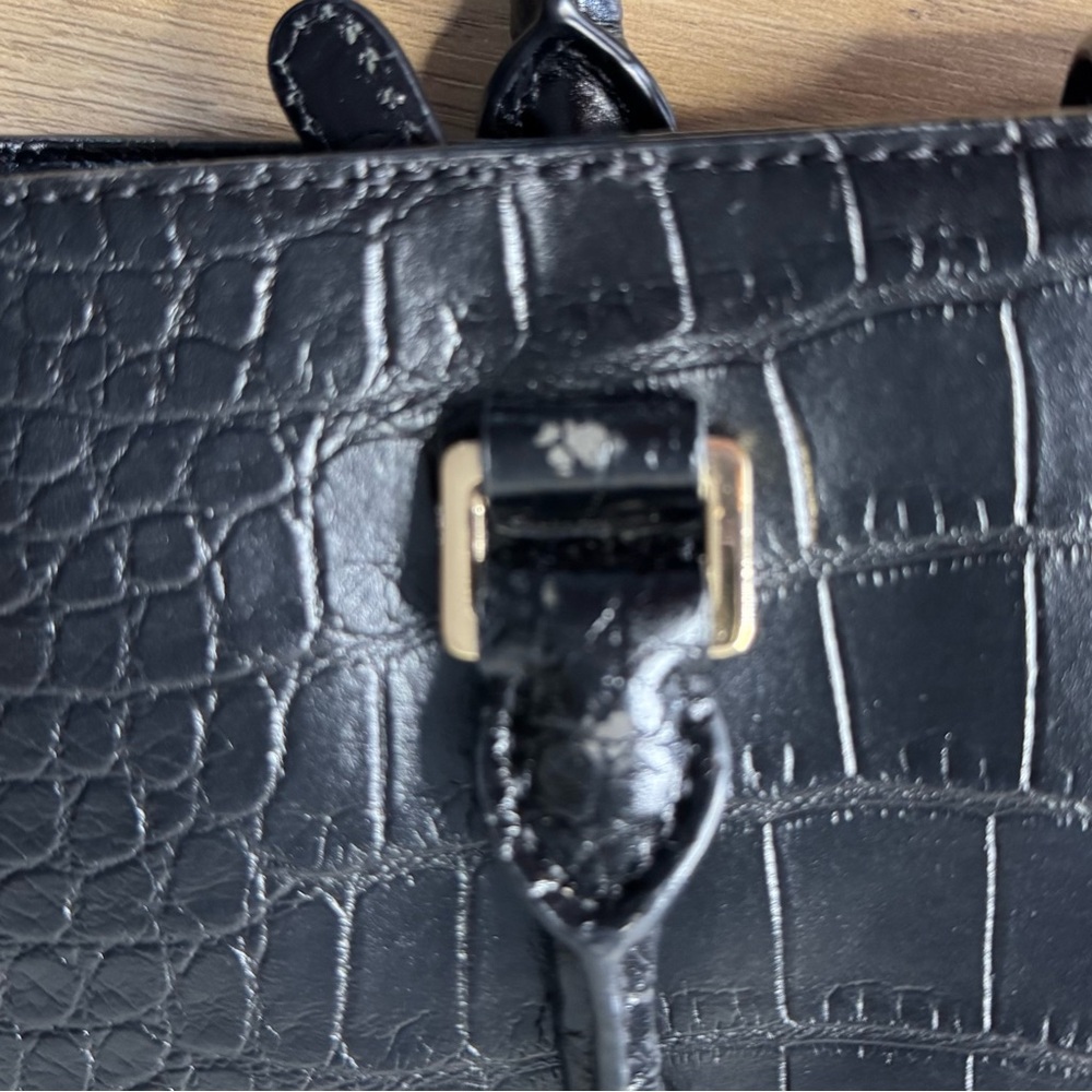 Michael Kors Dillion Tote Black Croc Embossed Satchel‎ Gold Hardware Structured - Picture 9 of 9